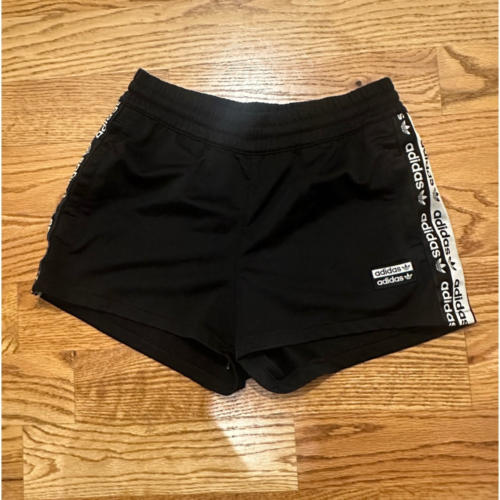 Adidas athletic short